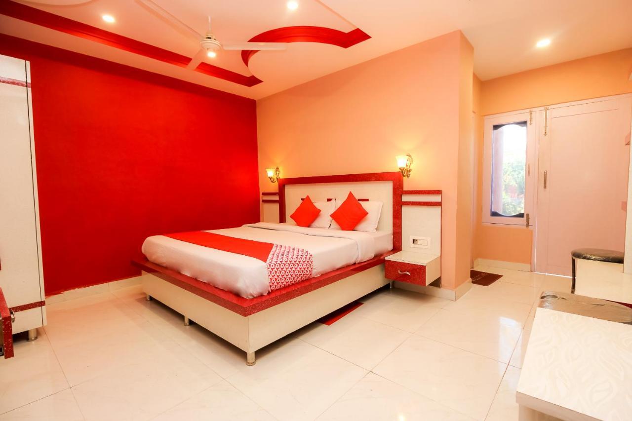 Oyo 10709 Hotel Sbt Visakhapatnam Exterior photo