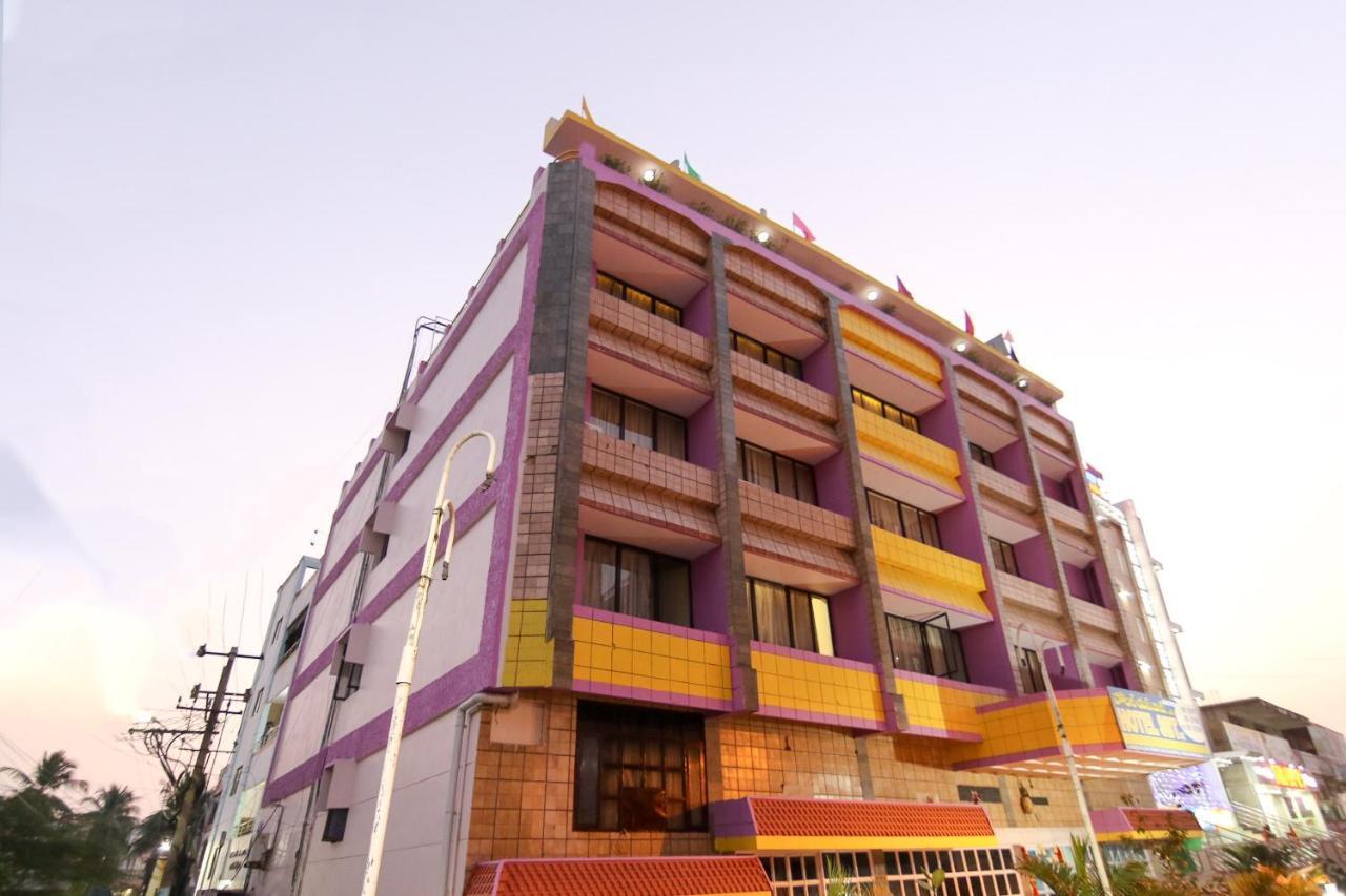 Oyo 10709 Hotel Sbt Visakhapatnam Exterior photo
